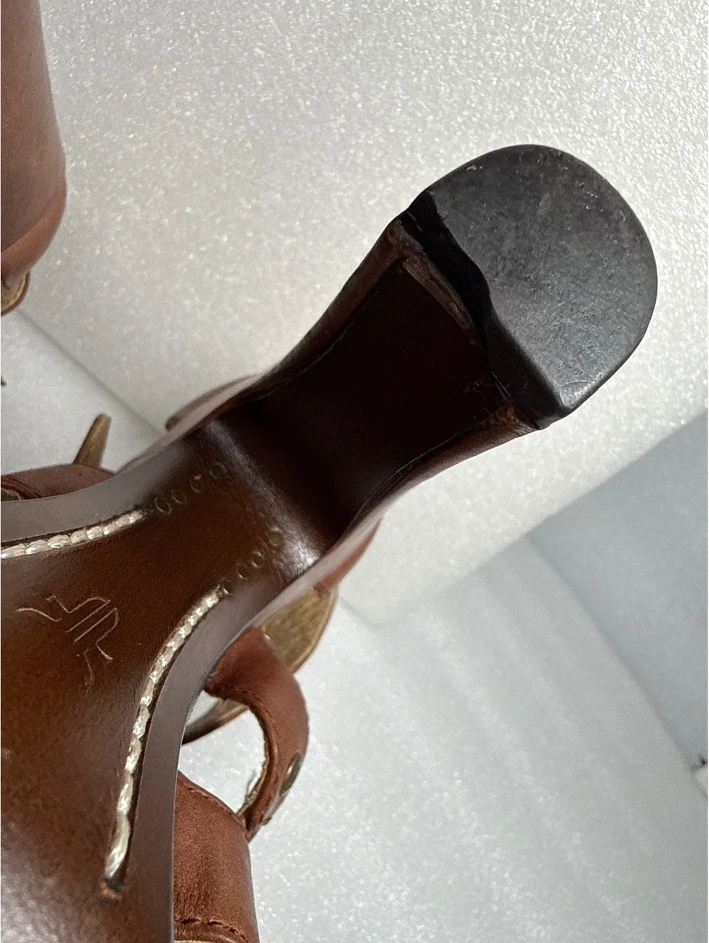 Frye Brown Leather Platform Heeled Sandals Strappy Buckle Women’s Size 7.5